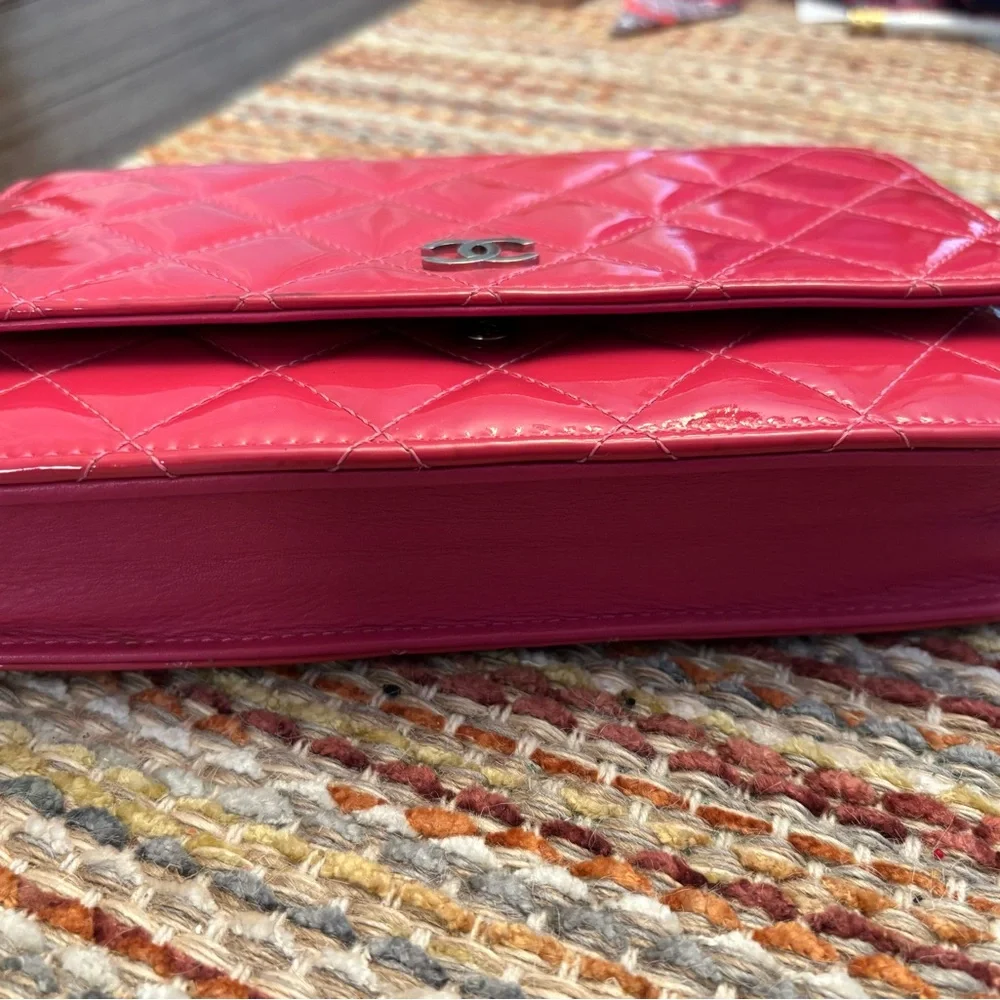 CHANEL Patent Calfskin Quilted Wallet On Chain WOC Strawberry Pink 🍓 - Picture 10 of 16